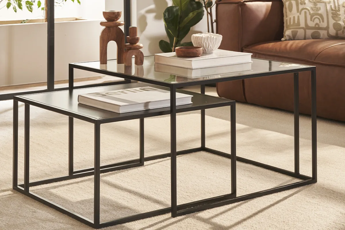Miliboo Ausziehbare Couchtische aus gehärtetem Glas und Metall TAHL* Couchtische