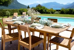 Miliboo Ausziehbarer Gartentisch aus Akazienholz für 4-8 Personen CANOPEE* Gartentische