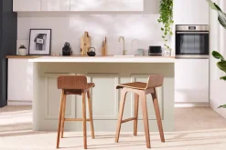 Miliboo Barstuhl aus dunklem Holz 65 cm BALTIK* Barhocker