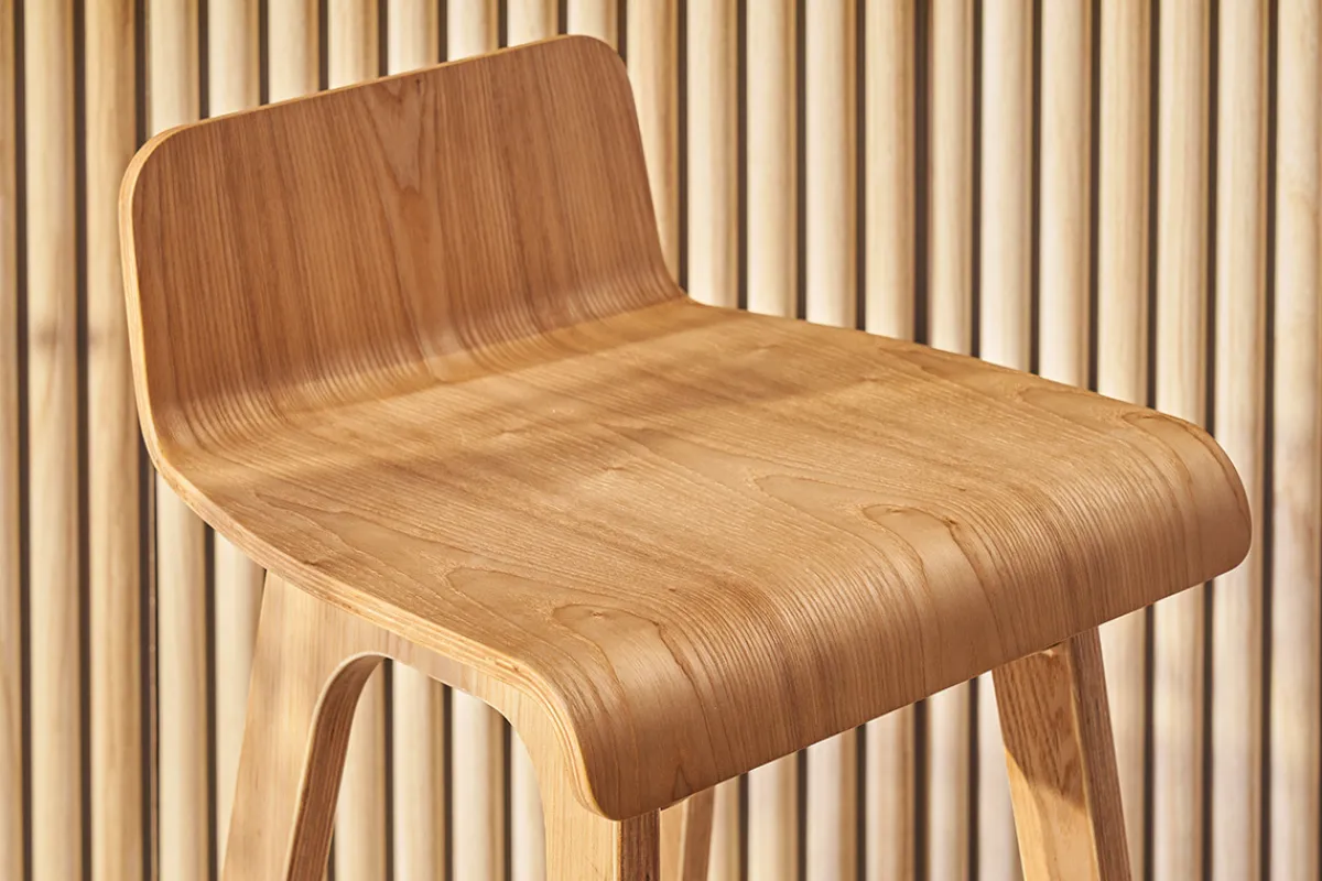 Miliboo Barstuhl aus Holz - 65 cm - skandinavisch - BALTIK* Barhocker