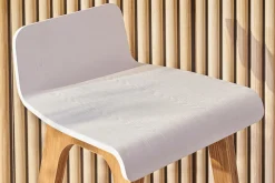 Miliboo Barstuhl aus Holz - 65 cm - skandinavisch - BALTIK* Barhocker