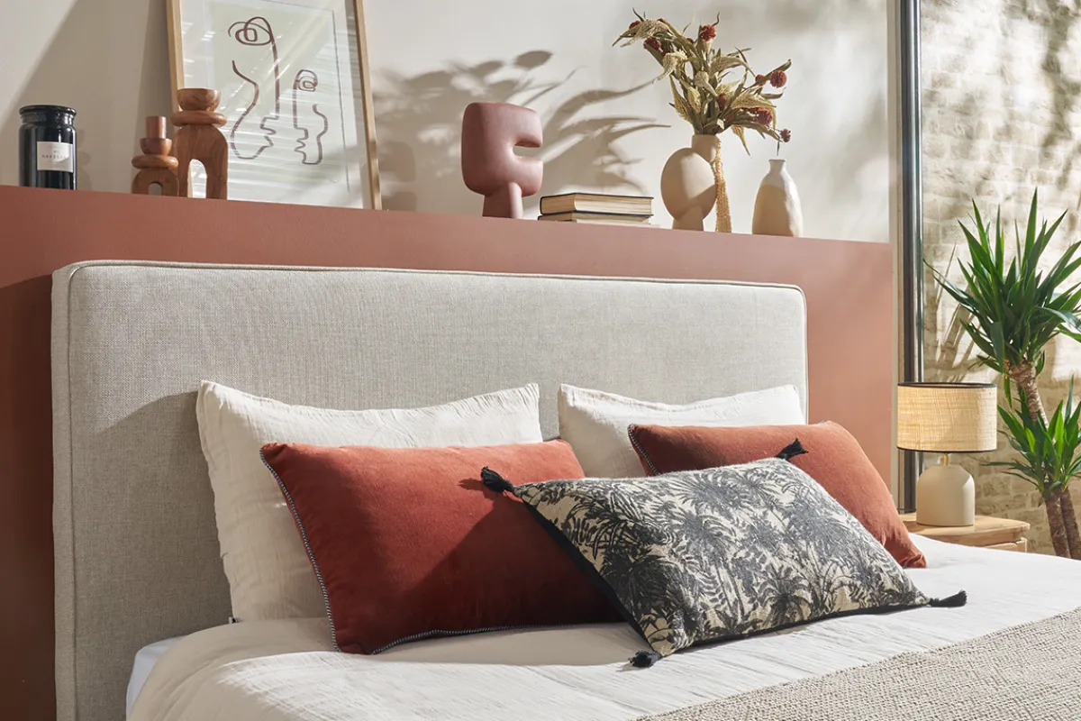 Miliboo Bettkopfteil zum Aufhängen B180 cm beiger Stoff LILY* Bett-kopfteile
