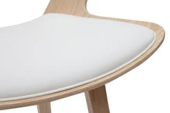 Miliboo Design-Barhocker höhenverstellbar weiß und helles Holz H65 cm SYRAH* Barhocker