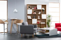 Miliboo Design-Barhocker Schwarz und helles Holz BENT* Barhocker