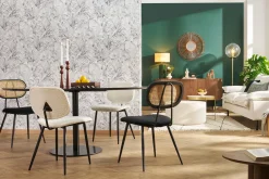 Miliboo Design-Stühle aus schwarzem Samtstoff, Metall und naturfarbenem Rattangeflecht (2er-Set) TOLMA* Design-stühle