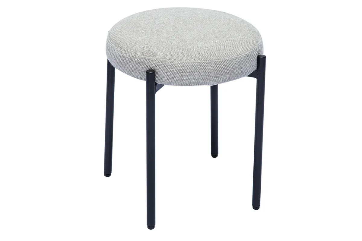 Miliboo Hocker stapelbar im beigen Samtdesign mit schwarzem Metallfuß H41 cm KIKO* Design-stühle