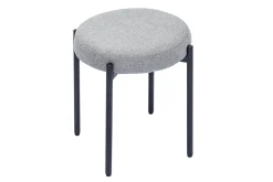 Miliboo Hocker stapelbar im hellgrauen, texturierten Samtdesign mit schwarzem Metallfuß H41 cm KIKO* Design-stühle