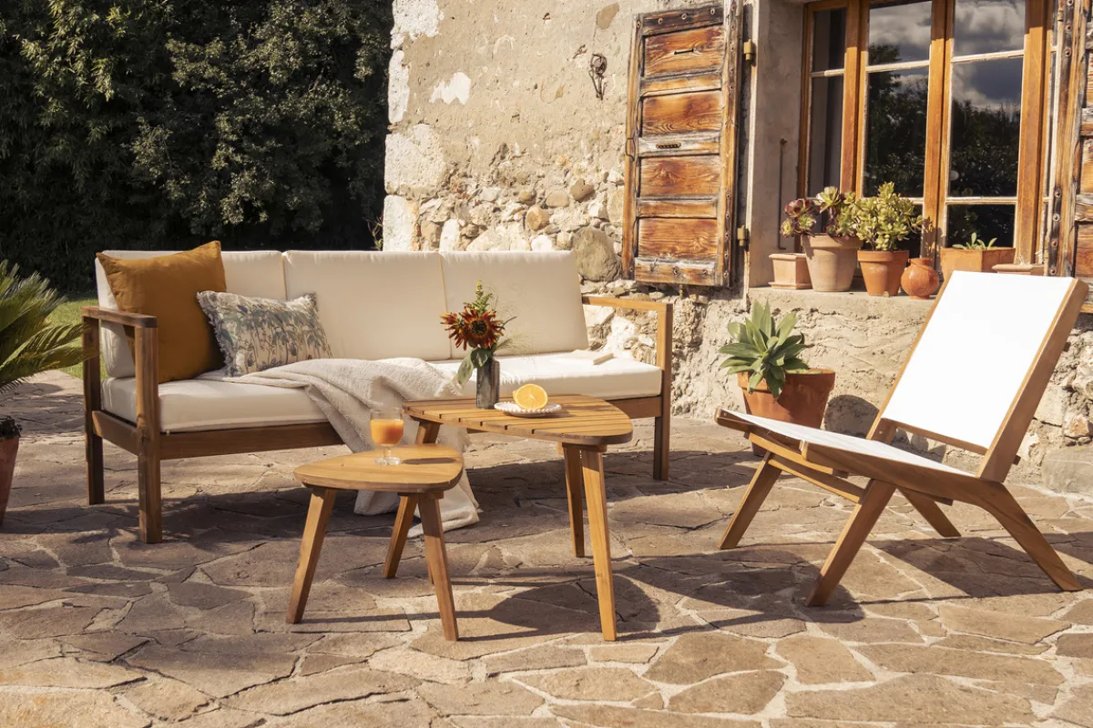 Miliboo Lounge-Gartensessel aus Massivholz MALIBU* Gartenstühle
