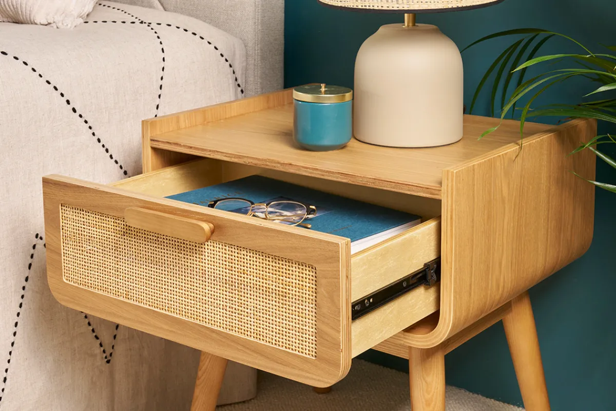 Miliboo Nachttisch mit Schublade aus hellem Massivholz und Rattangeflecht B50 cm ATHÈNE* Nachttische
