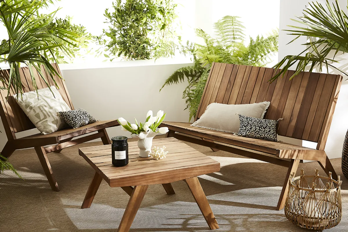 Miliboo Niedriger Gartentisch aus Massivholz TIDAK* Gartentische
