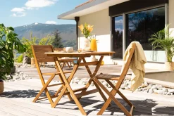 Miliboo Quadratischer Gartenklapptisch aus Massivholz B70 cm FUEGO* Gartentische