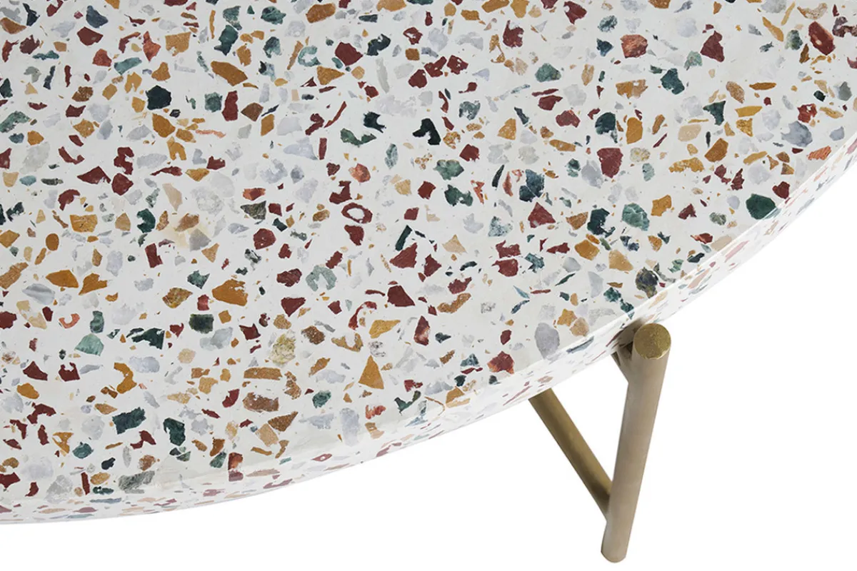 Miliboo Runder Couchtisch aus Terrazzo und goldfarbenes Metall D81 cm MEZZO* Couchtische