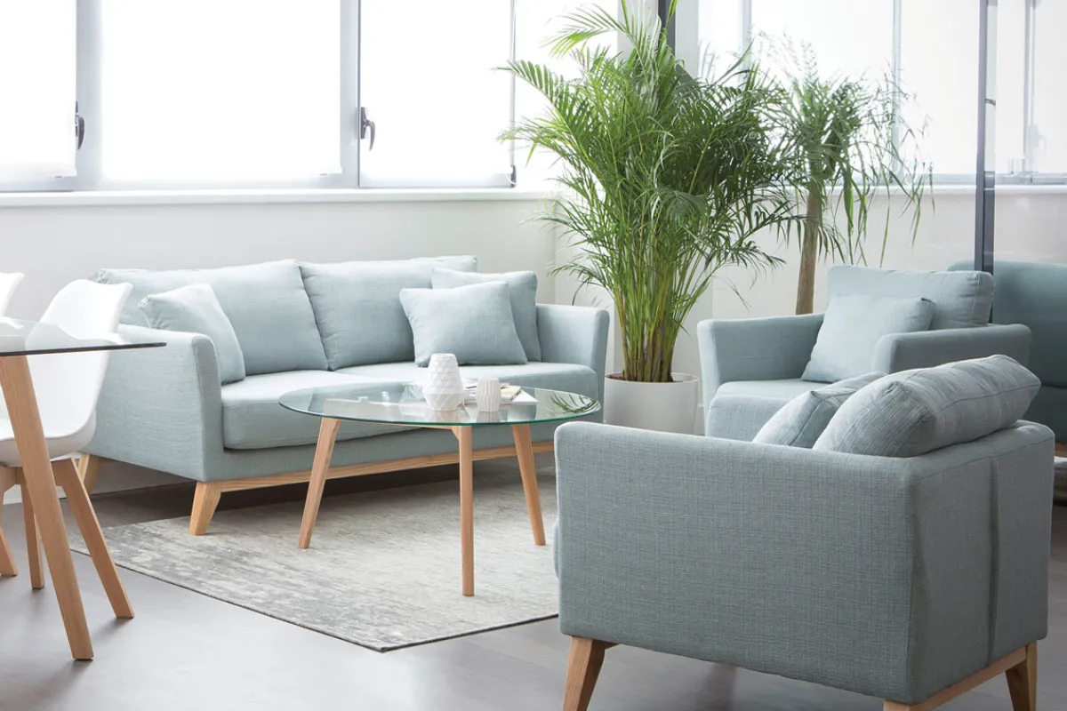 Miliboo Sessel skandinavisch Lagunengrün und Füße aus hellem Holz OSLO* Design-sessel|Sessel