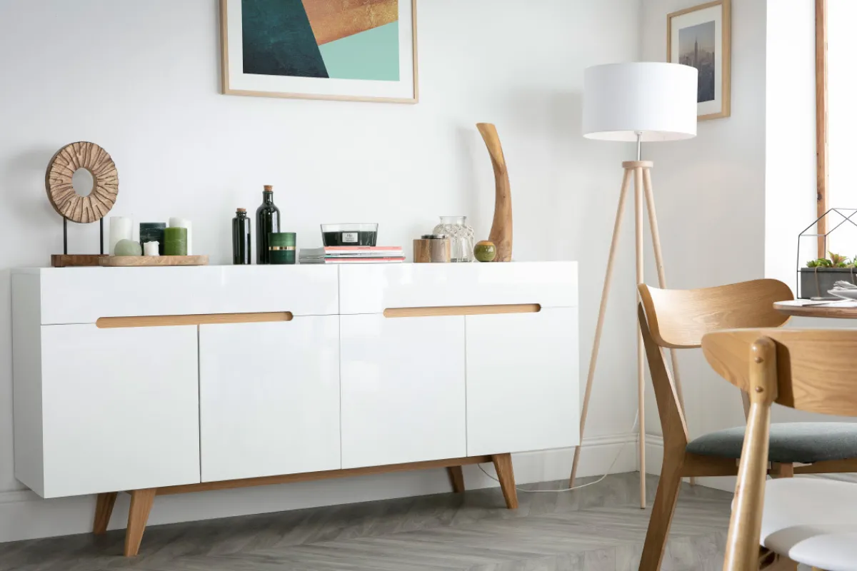 Miliboo Sideboard Skandinavienstil Weiß glänzend und Esche 180 cm MELKA* Sideboards