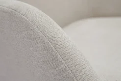 Miliboo Skandinavische Stühle aus beigem Stoff mit Samteffekt und helles Massivholz (2er-Set) HOLO* Design-stühle