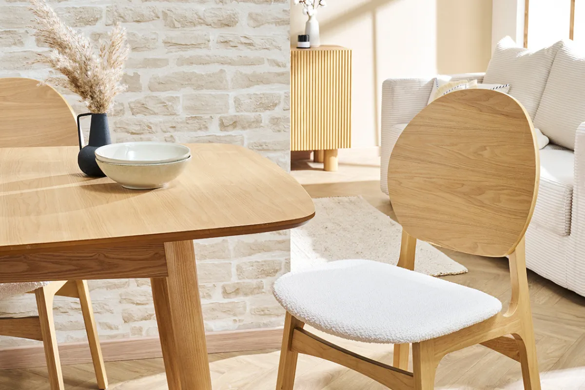 Miliboo Skandinavische Stühle aus Stoff mit Bouclé-Wolleffekt und hellem Holz (2er-Set) ELTON* Design-stühle