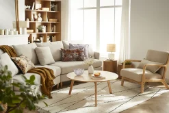 Miliboo Skandinavischer Sessel aus graugrünem Stoff mit Samteffekt und hellem Massivholz DERRY* Design-sessel|Sessel