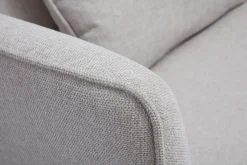 Miliboo Skandinavisches Sofa aus beigem Stoff mit Samteffekt und hellem Holz 3-Sitzer CLAYTON* Design-sofas