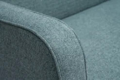 Miliboo Skandinavisches Sofa 3-Sitzer aus graugrünem Stoff und hellem Holz ULLA* Schlafsofas