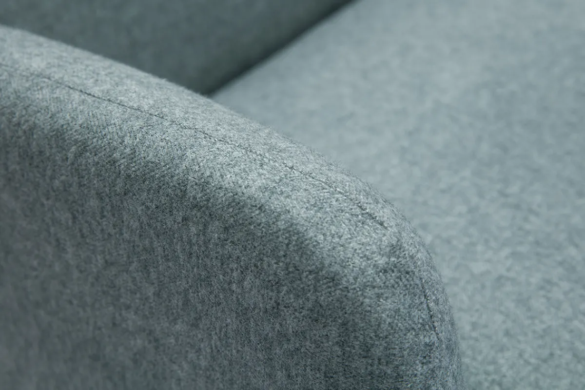 Miliboo Skandinavisches Sofa 2-Sitzer aus grüngrauem Stoff und hellem Holz ISKO* Design-sofas