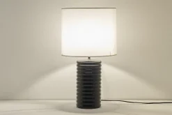 Miliboo Tischleuchte aus emaillierter Keramik in Schwarz mit écrufarbenem Lampenschirm H53 cm BERRO* Tischlampe|Tischlampe