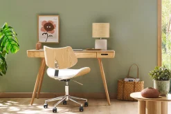 Miliboo Vernetzter Multimedia-Schreibtisch aus massiver Esche CLEVER* Design-schreibtische